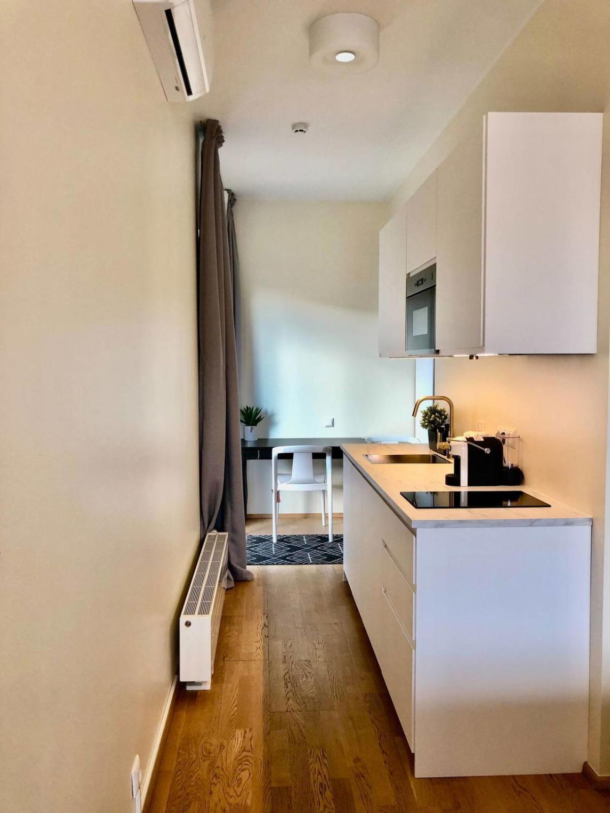 Lovely Aisa Apartment | 2 Terraces Parnu Luaran gambar