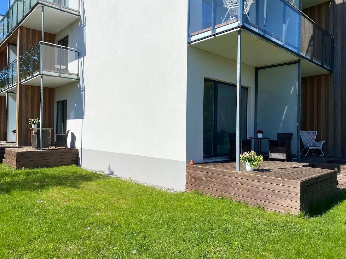 Lovely Aisa Apartment | 2 Terraces Parnu Luaran gambar